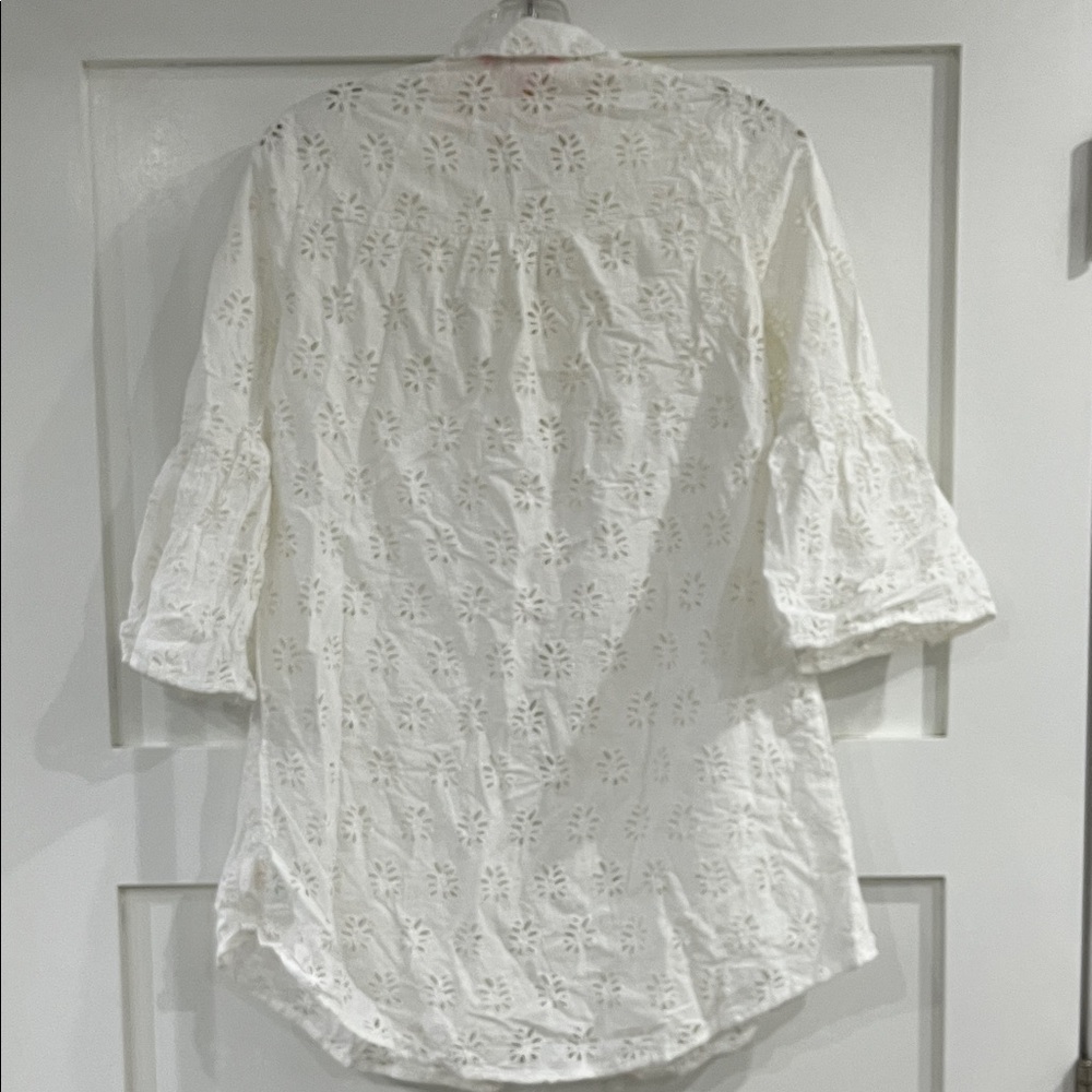 Lilly Pulitzer White Eyelet Button Down Tunic with Bell Sleeves Size XS - Picture 3 of 4